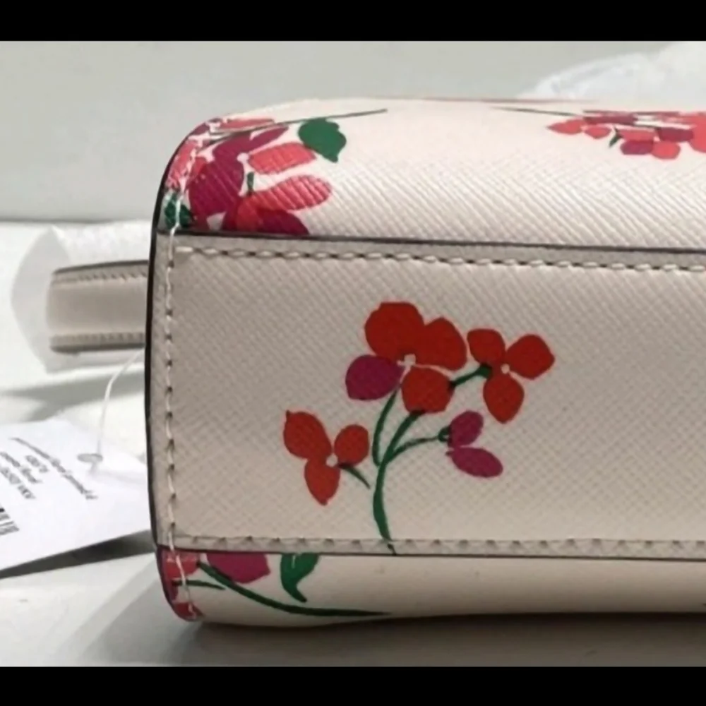 Bnwt Kate Spade Perry Floral Leather Dome Crossbody bag